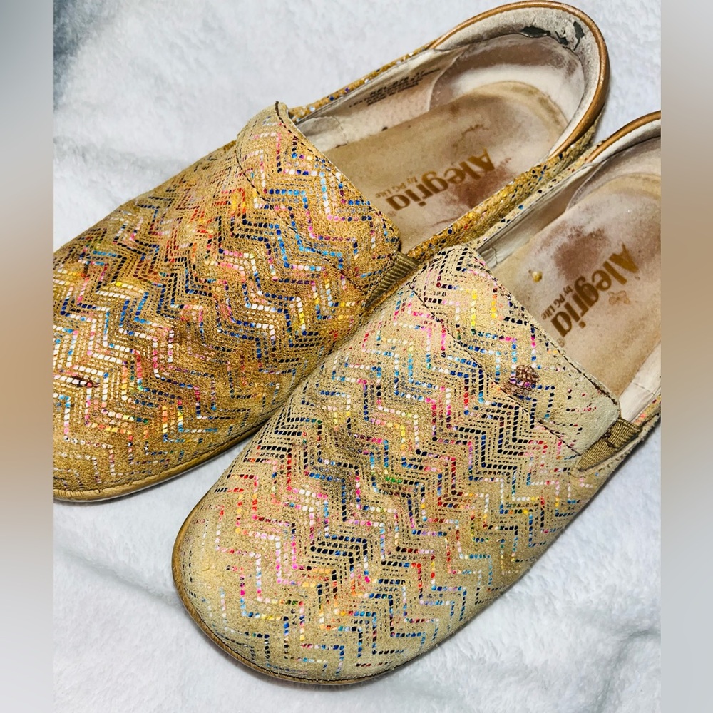 ALEGRIA Keli Clogs Ric Rack Tan Sz 37 (7.5) - Picture 7 of 10